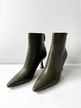 Marc Fisher Olive Green Leather Pointed Toe Sculptural Heel Ankle Boots Size 9.5
